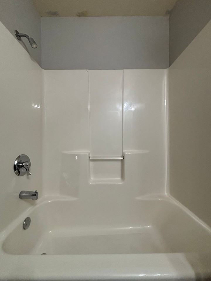 2862 S Meadowbrook Ave #11 - Photo 7 of 7