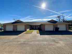 1627 Breezy Dr - Photo 1 of 1