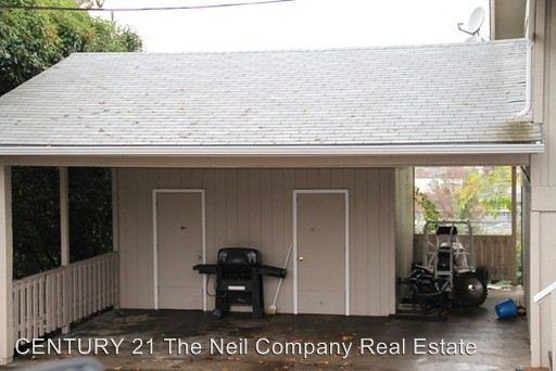 1820 & 1834 NW Otie Street - Photo 2 of 8