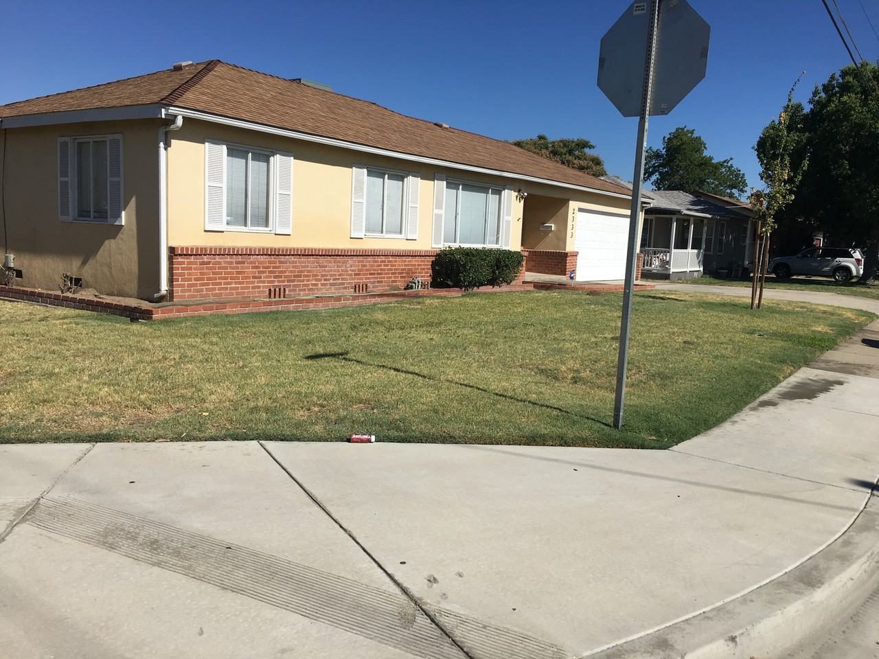 2333 6th St - Photo 2 of 16