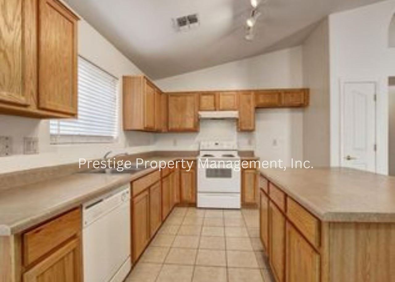 10884 S Arrowhead Spring Dr - Photo 6 of 21