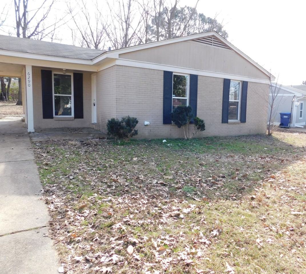 6290 Southbridge Dr - Photo 4 of 24
