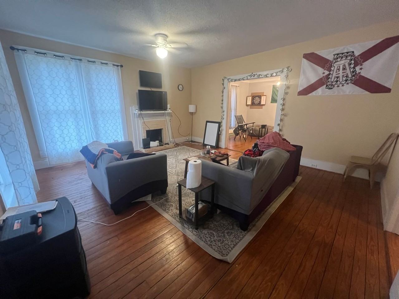 1606 3rd Ave - Photo 3 of 40