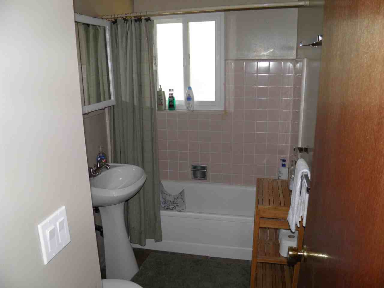 3305 Bruce Dr - Photo 4 of 13