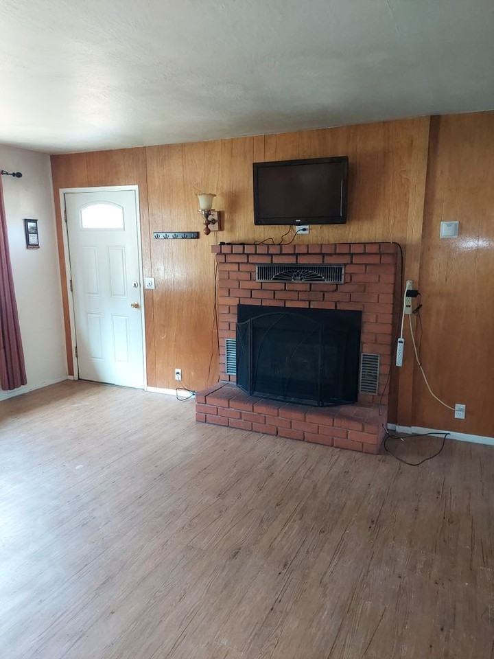 3305 Bruce Dr - Photo 5 of 13