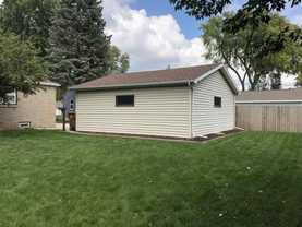 825 Jefferson St - Photo 1 of 1