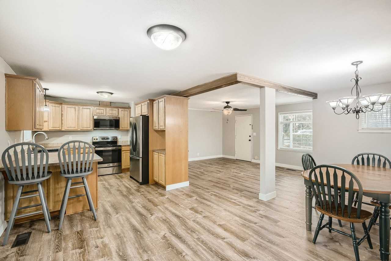 7608 Orting Hwy E - Photo 3 of 11