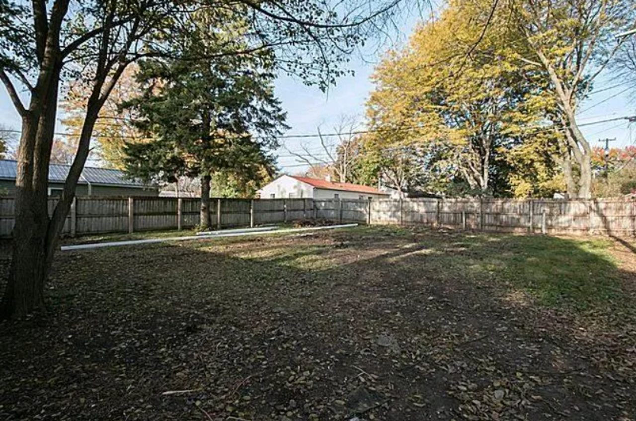 2209 Miami Dr - Photo 2 of 11