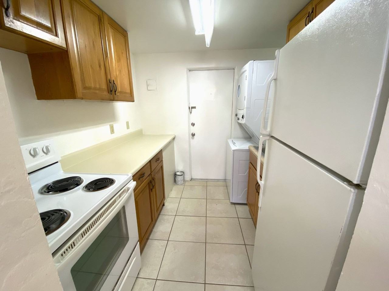 908 Sw 6th Ave - Photo 4 of 21