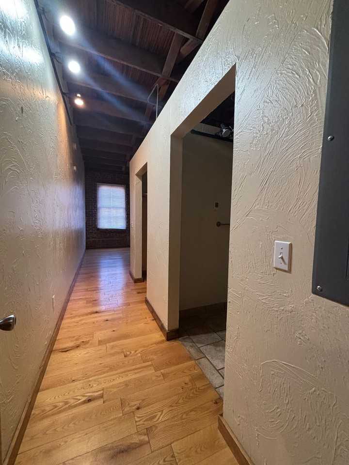 601 N National Ave #224 - Photo 4 of 12