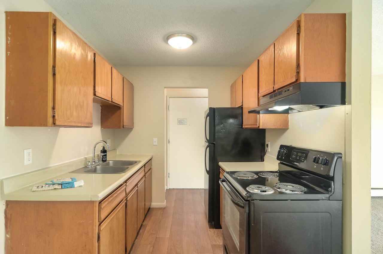 Wheelock Parkway Apartments - Photo 3 of 24