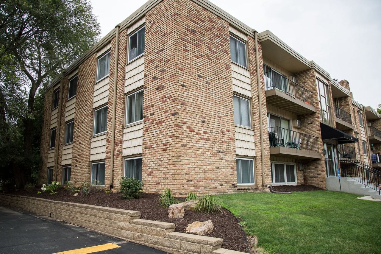 Wheelock Parkway Apartments - Photo 6 of 23