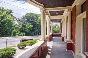 featured image of 260 Ludlow Ave