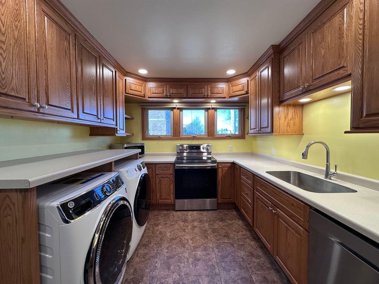 7 8th St - Photo 3 of 34