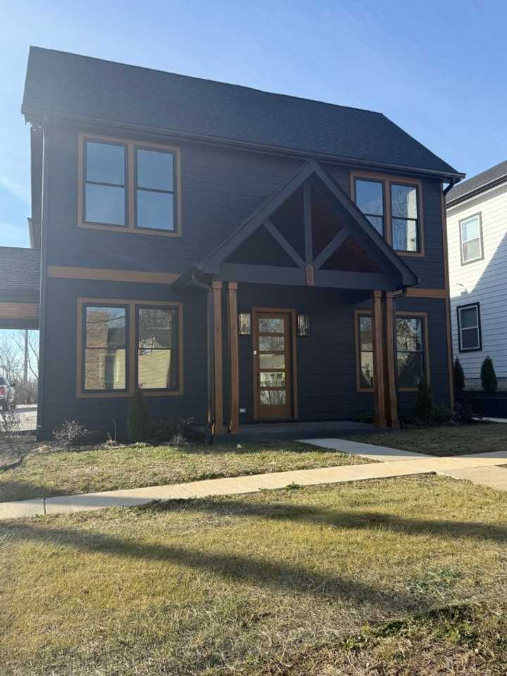 69 Cannon St - Photo 2 of 19