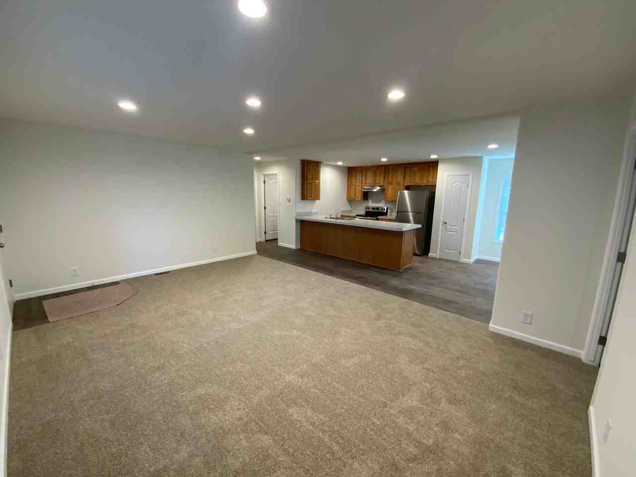 21618 134th St E - Photo 3 of 19