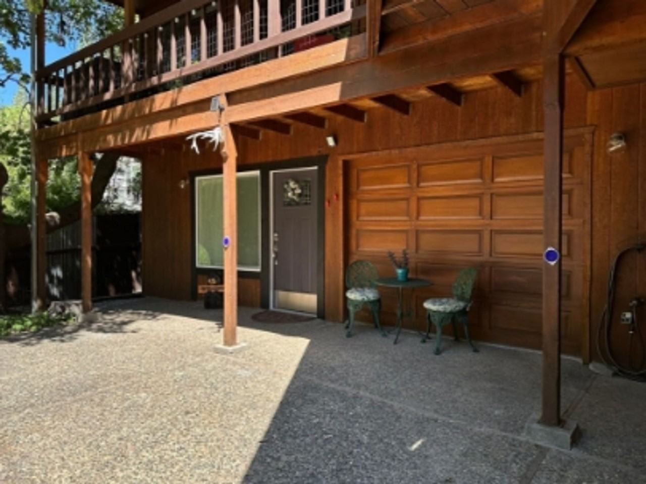 18770 Broadhurst Dr - Photo 2 of 16