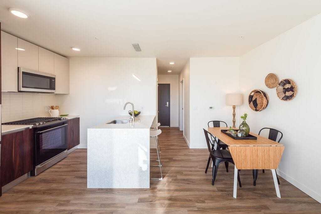 1830 E Mercer St - Photo 6 of 6