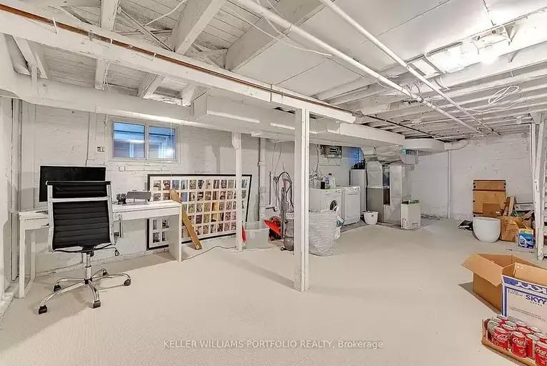 27 Rosevear Ave - Photo 2 of 21