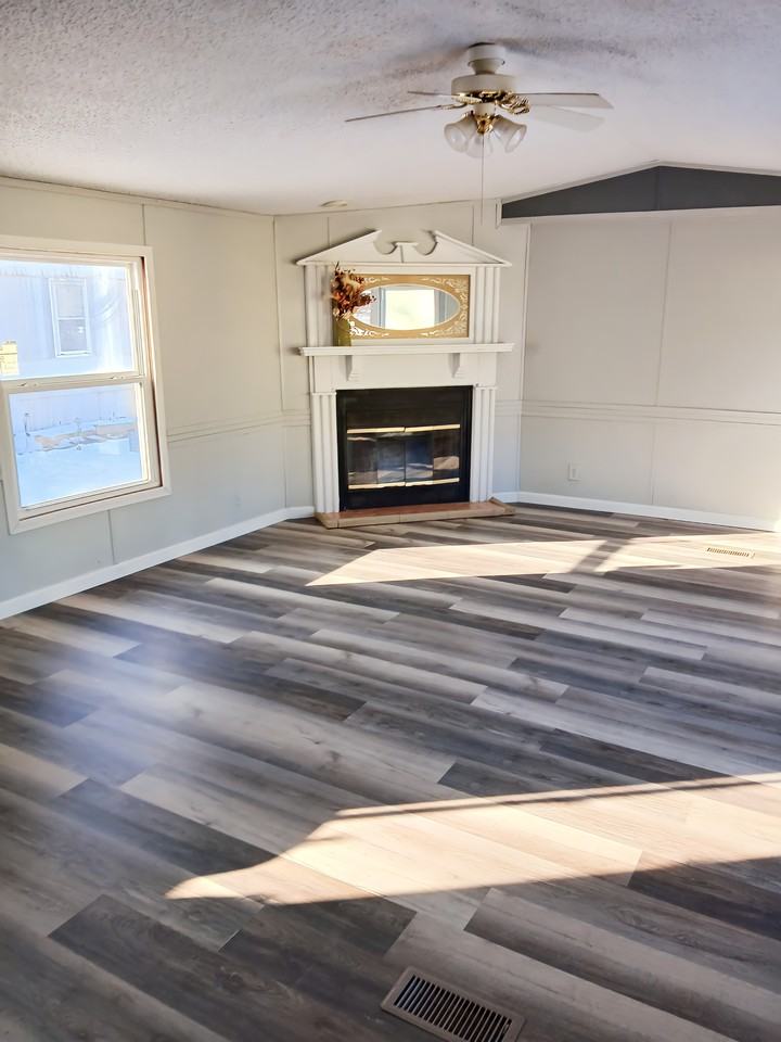 38 Deerwood Park #38 - Photo 3 of 8