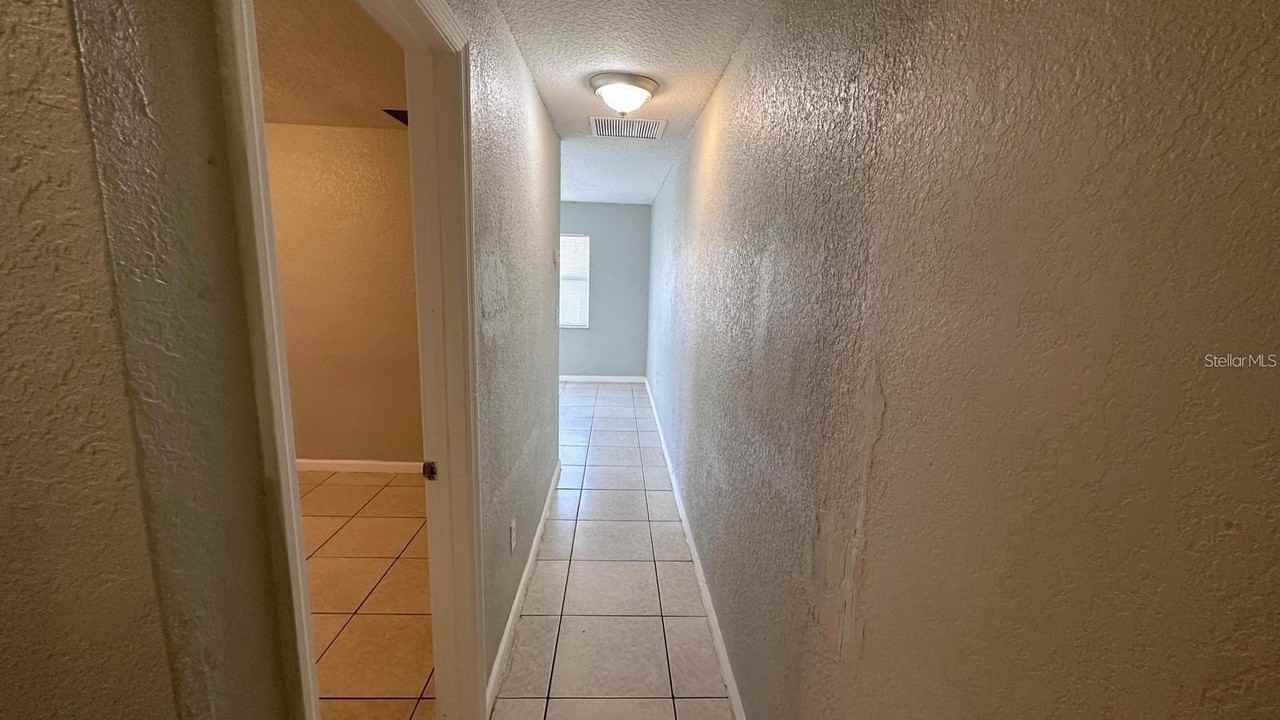 104 Dr Martin Luther King Jr Ave - Photo 5 of 8