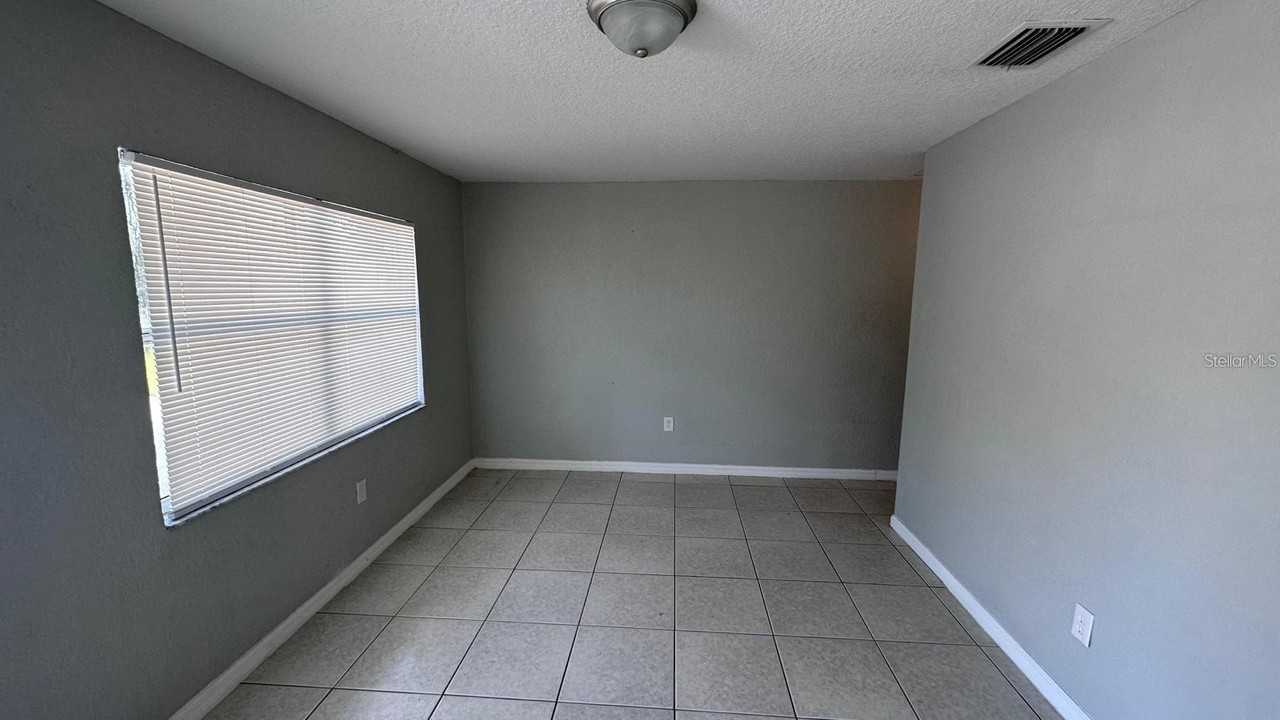 104 Dr Martin Luther King Jr Ave - Photo 6 of 8