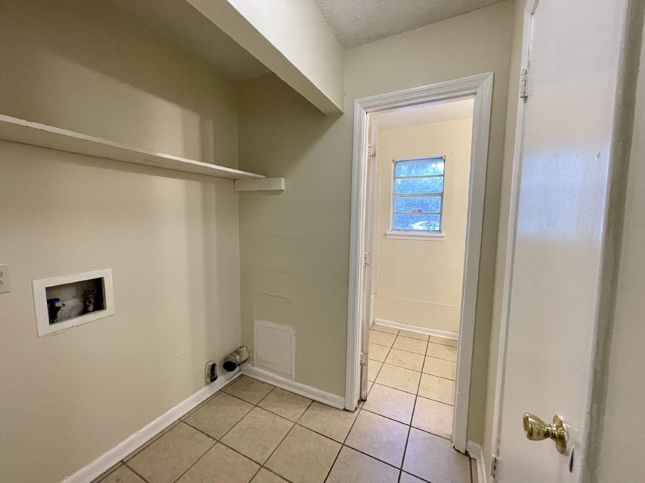 115 Hardwick Road - Photo 4 of 10