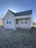 featured image of 1921 S Everett St