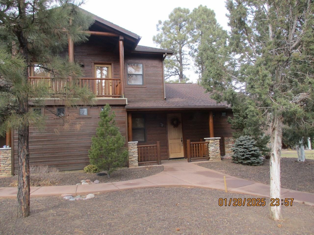 950 S Spirea Ln - Photo 2 of 26