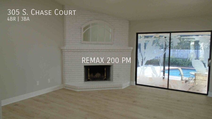 305 S Chase Ct - Photo 3 of 24