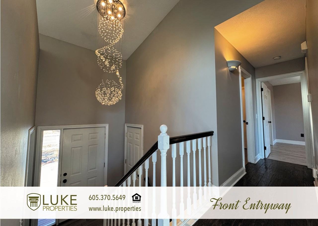 4920 S Emma Ln - Photo 3 of 26