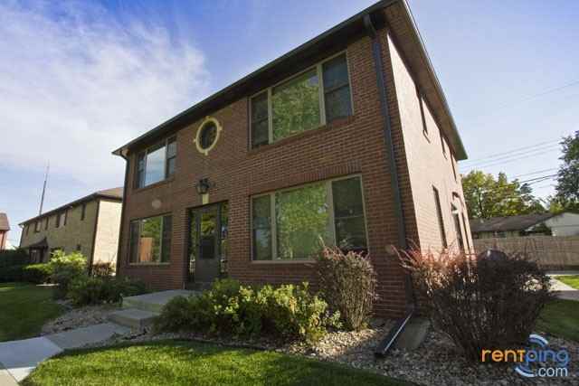 3107 South St - Photo 2 of 8