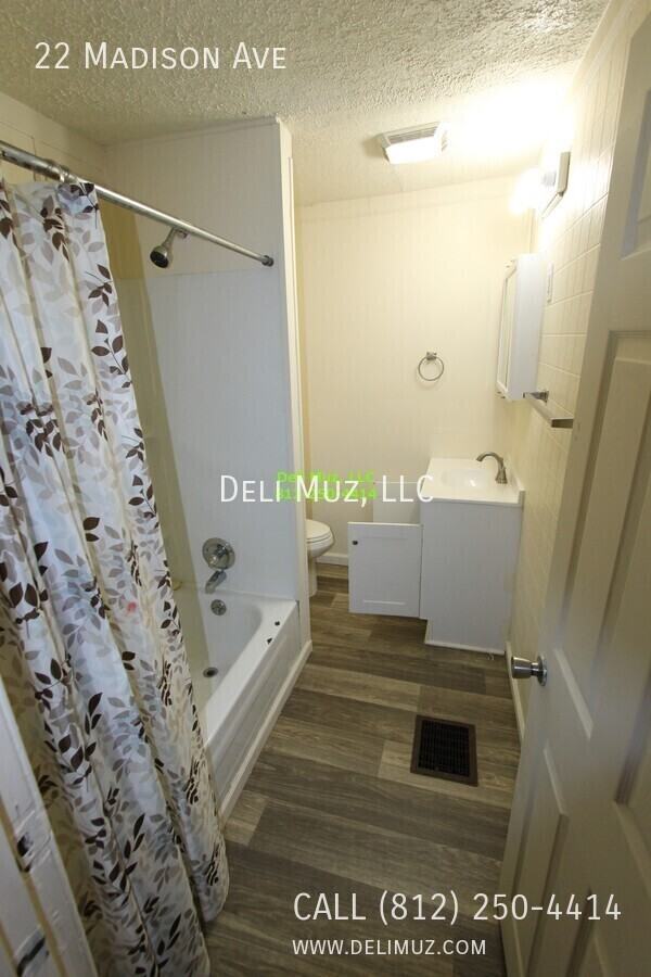 22 Madison Ave - Photo 2 of 33