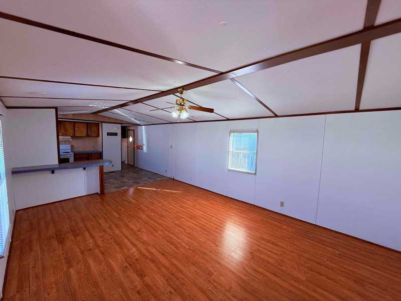 28484 Lee Hwy - Photo 2 of 11