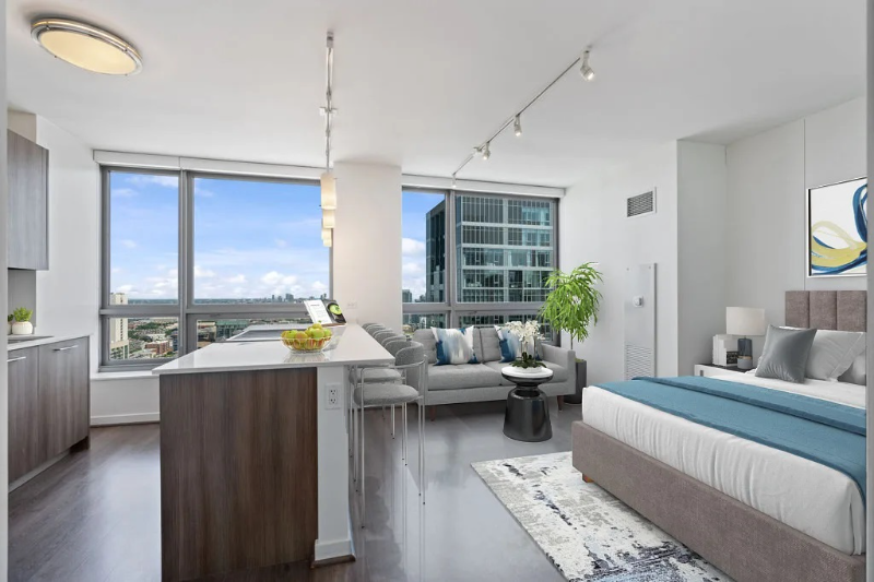 365 W Illinois St - Photo 5 of 19