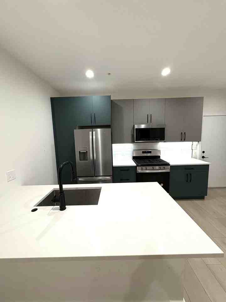 Modern and Sleek 611 S Fagley Street Apartments! - Photo 2 of 8