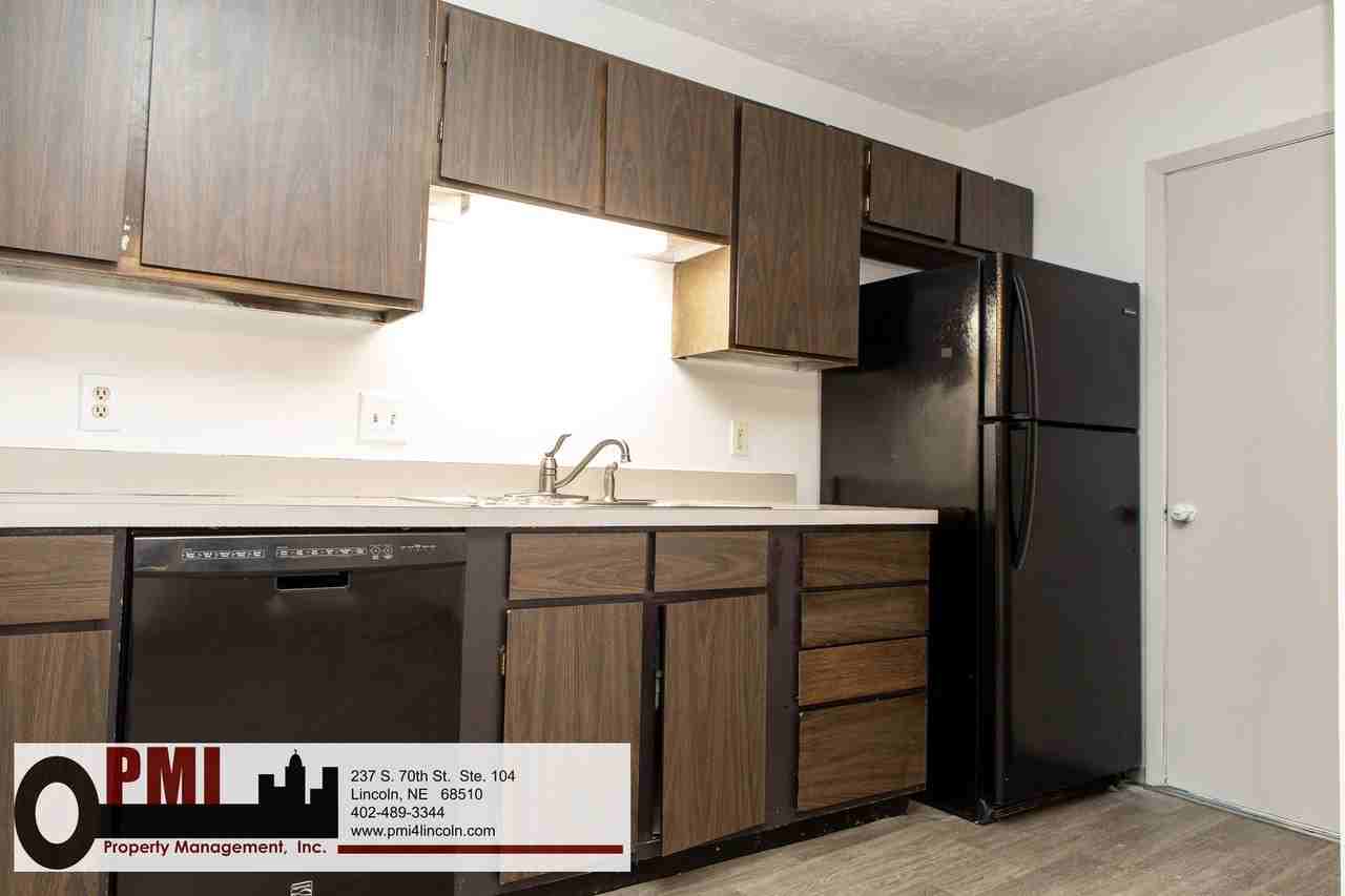 4816 Southwood Dr - Photo 7 of 45