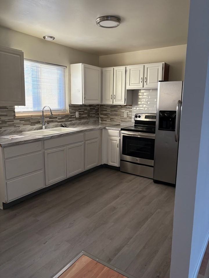 3024 W 8th Street Rd - Photo 4 of 14