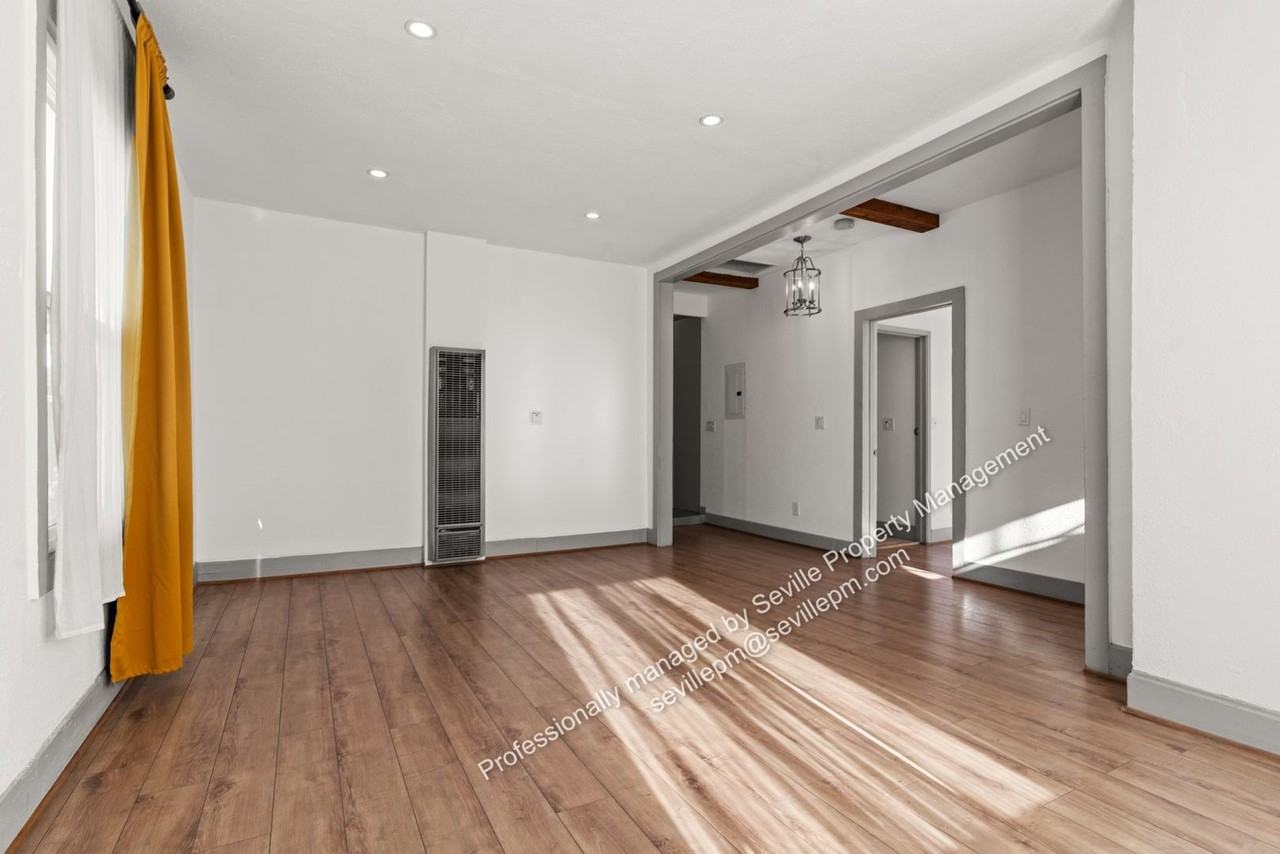 2037 36th Ave - Photo 7 of 29