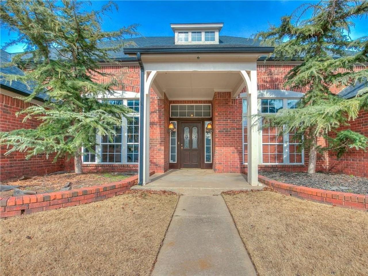 4217 Nw 143rd St - Photo 3 of 32