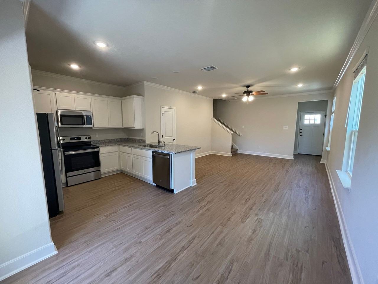 10334 Lynwood Br - Photo 4 of 22