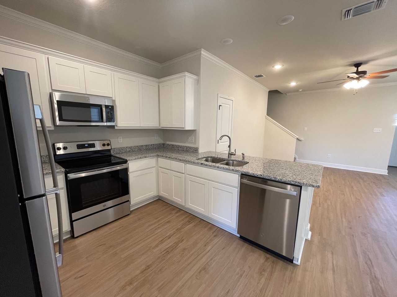 10334 Lynwood Br - Photo 6 of 22