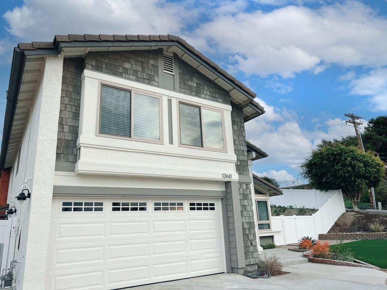 1360 Knoll Dr #1