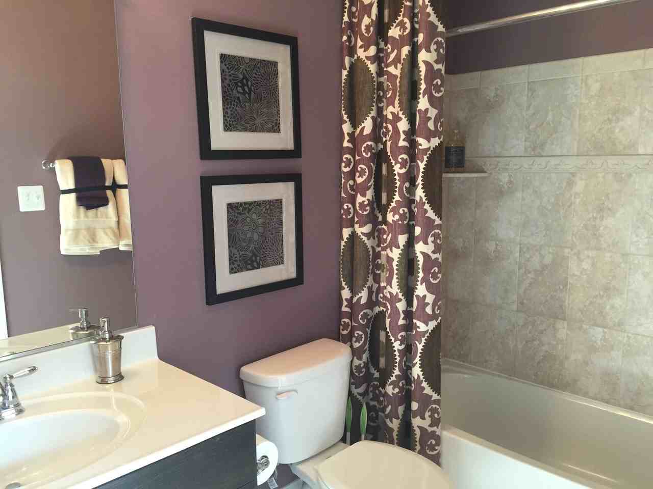 7901 Yellowstone Way - Photo 3 of 27