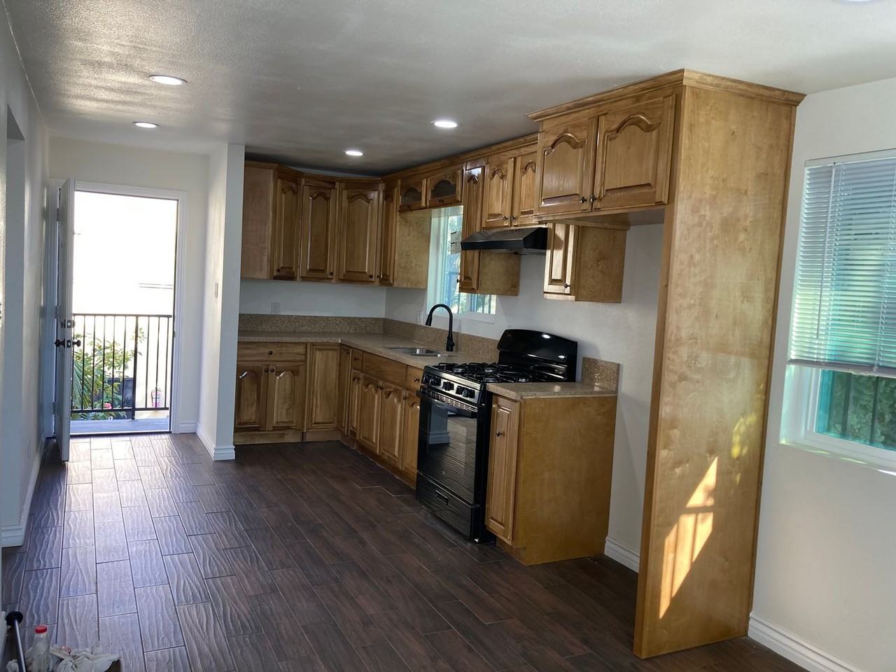 1903 Henderson Ave #D - Photo 5 of 11