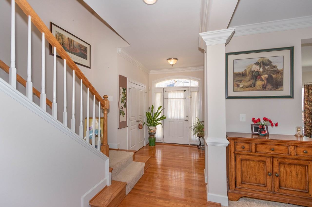 10774 Monocacy Way - Photo 3 of 50