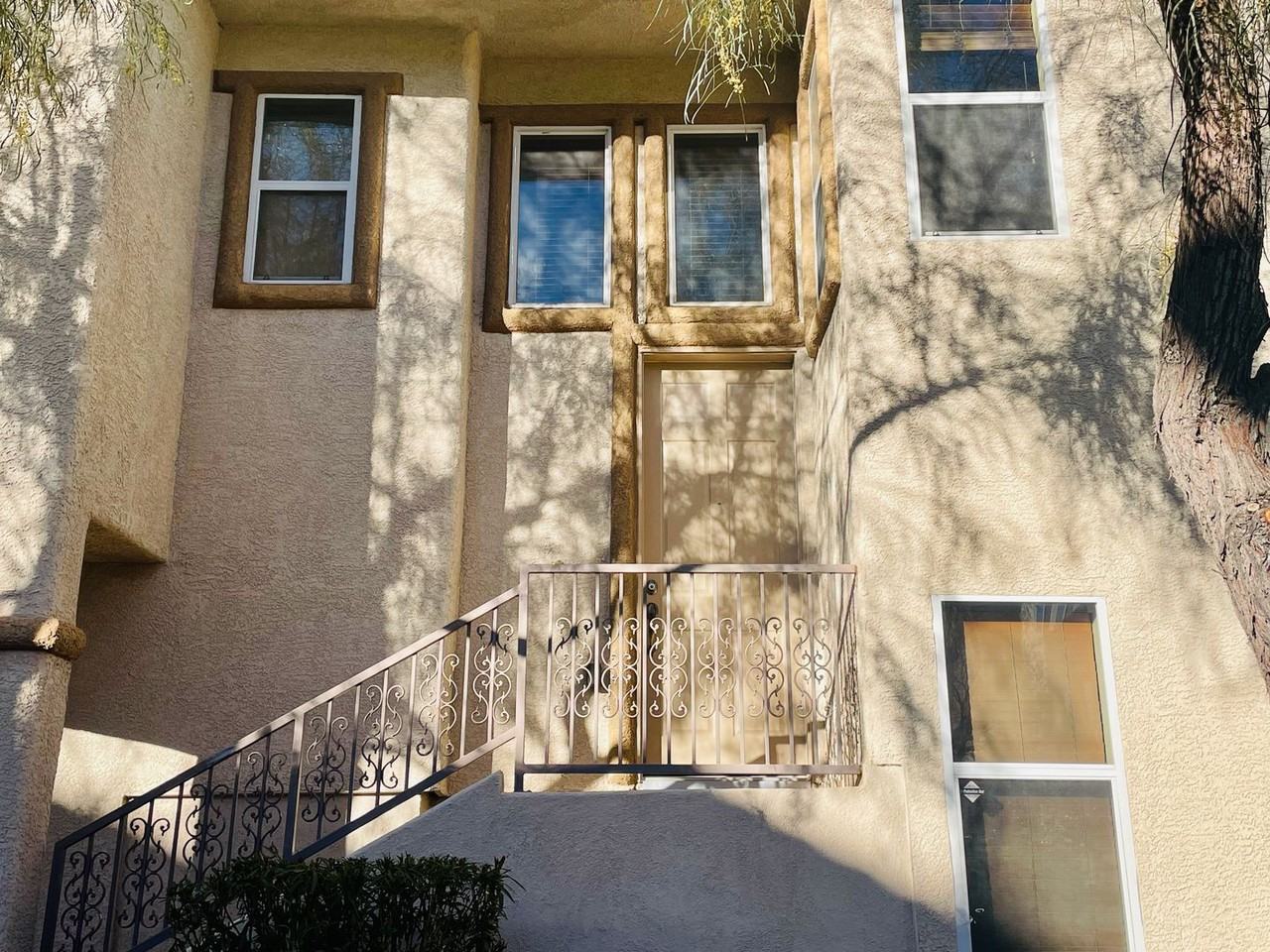 9520 Color Rock Ct - Photo 3 of 25