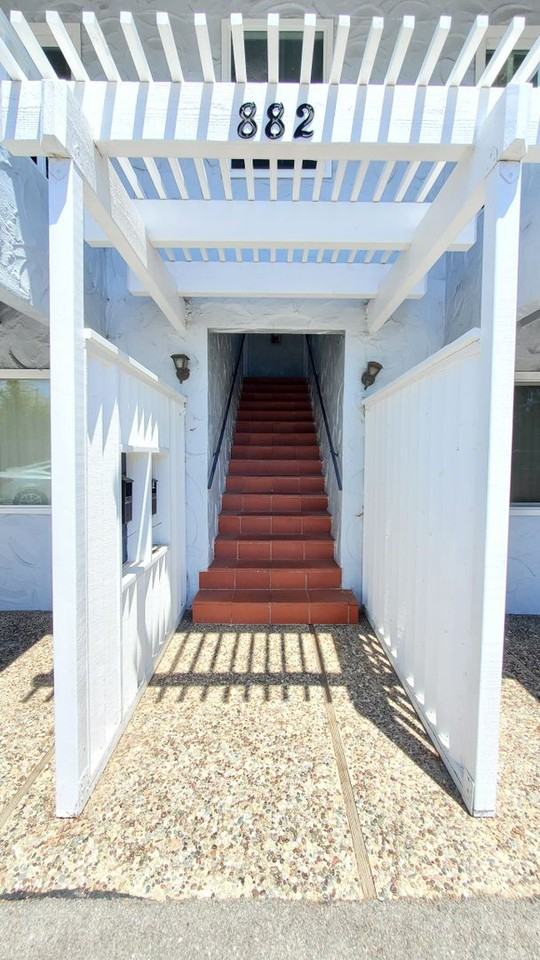 0390 882 Grove St. - Photo 3 of 14