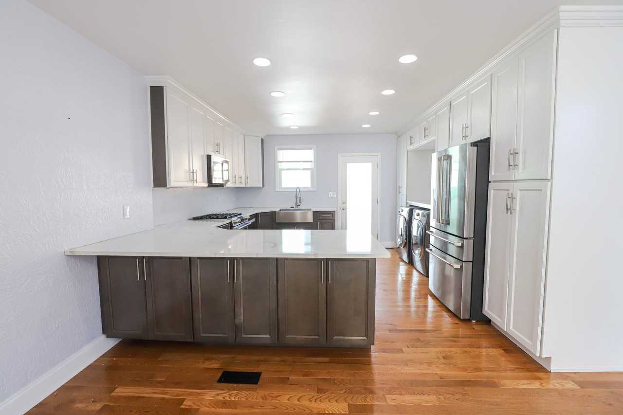 1709 Oak Dr - Photo 7 of 26