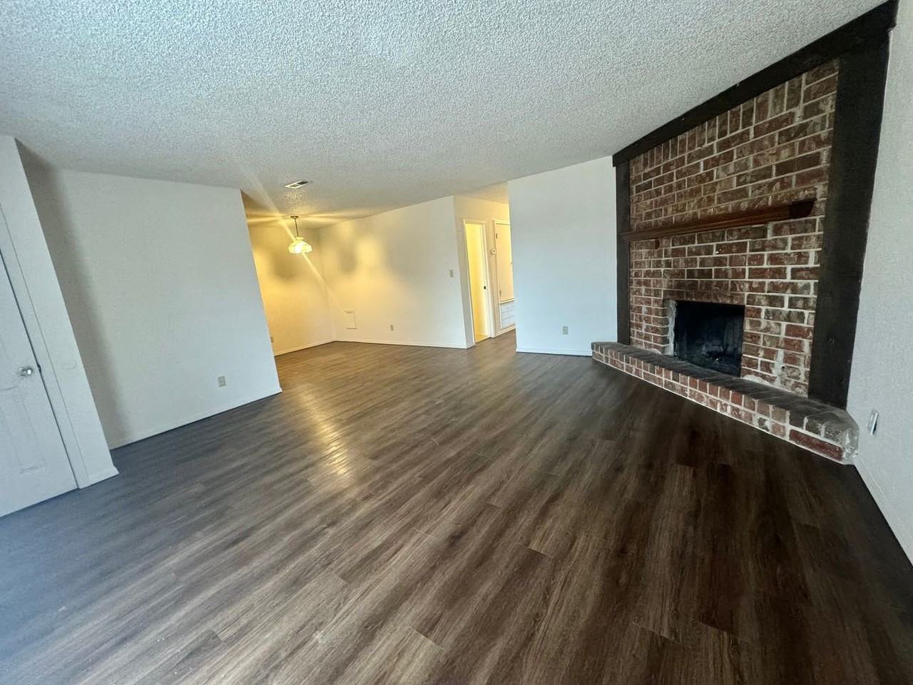 508 W Quantico St - Photo 2 of 21